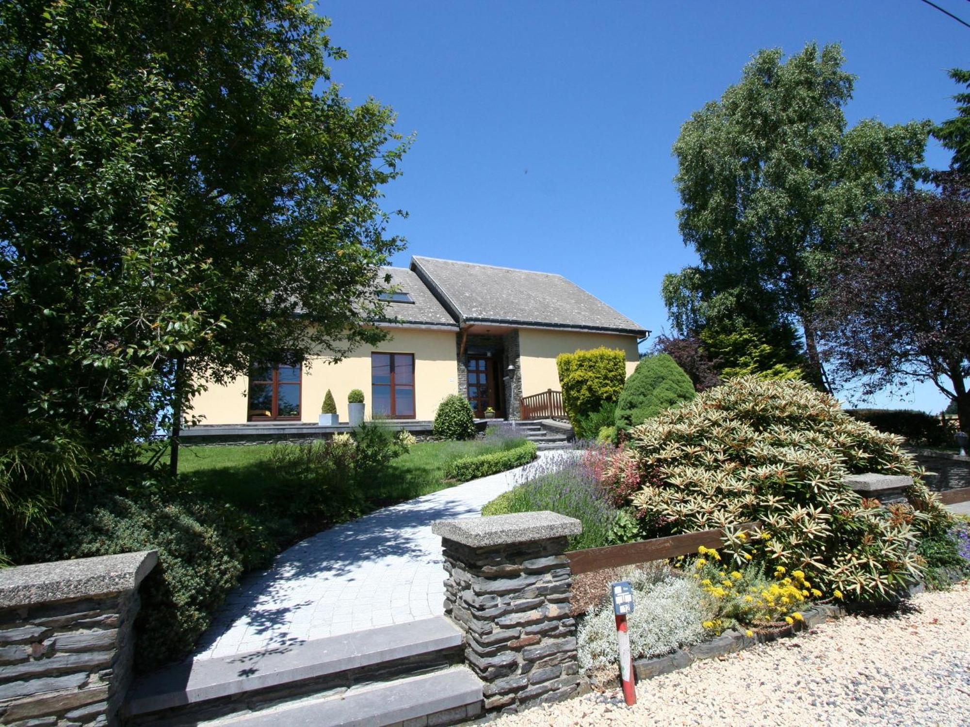 Peaceful Cottage In Ardennes With Private Terrace باستونيا المظهر الخارجي الصورة